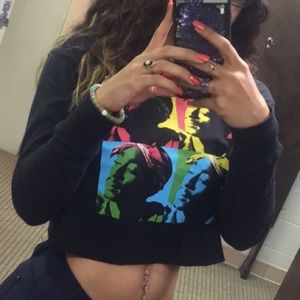 Long sleeve crop top